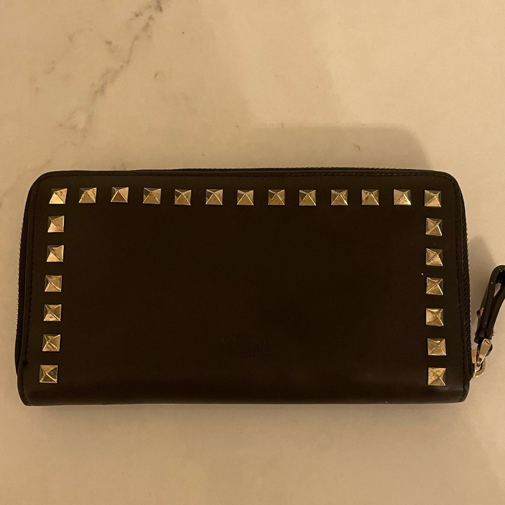 Valentino Rockstud Continental Leather Wallet